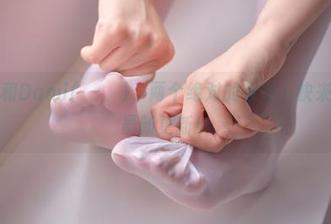 连体衣和Dami(퀸다미)，两个绝对的存在，快来看她的最新更新！