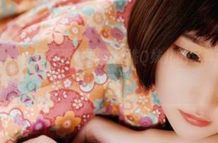 GIRLT果团网 – 教室不再枯燥，蜜桃Q妹儿的写真让每一个角落都是风景。