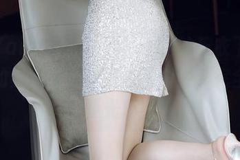 HuaYang花漾 – 骚气十足的皮衣下，周大萌的美图让我默默点了个赞，完全不需要光环！