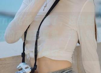 HuaYang花漾 – 爱了，这就是心上可Flora夏天的高清写真集，让人想拼命去追的那种。