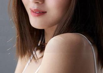 MiiTao蜜桃社 – 这组许思铭女仆高清写真，居然让我想起了某个梦里的场景。