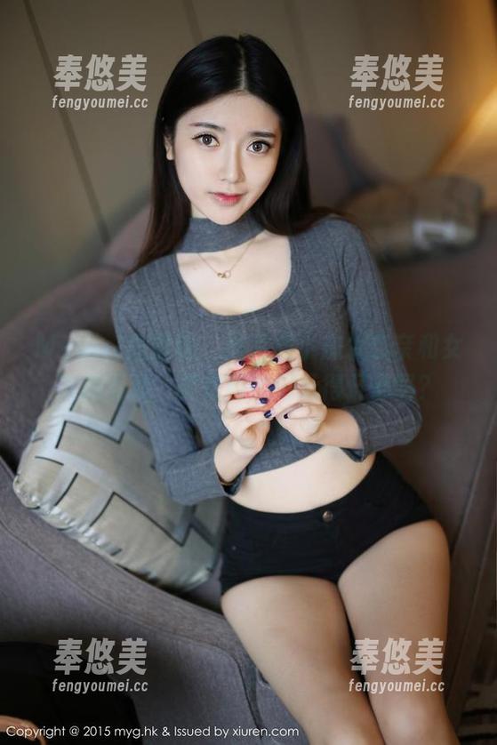 MyGirl美媛馆-小魔女奈奈 MyGirl美媛馆 - 图片里小魔女奈奈和女友的互动,真想问她们玩得开心吗?