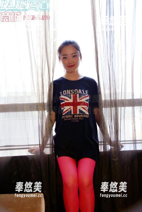 PANS摄影-小玥 PANS摄影 - 小玥的写真没我想象中好,但图包里的新模试镜还能看,看吧。