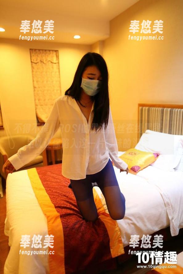 ROSI口罩 不得不提,ROSI的黑边蕾丝在线原图,足以让你陷入这一片暧昧的海洋。