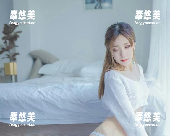 什么叫做福利？看Sakiiii翎柒的美图就明白了！哦，不对，是10万粉的福利！