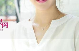 UGirls尤果网 – 高清灰丝出炉，李思宁又让我们把关注点放在别的地方了！