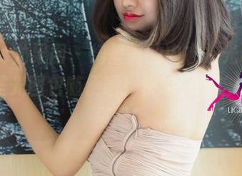 UGirls尤果网 – 绮里嘉的内衣，光明正大，无圣光图包随便晒！快来瞧瞧这绝妙的搭配！