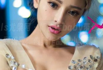 UGirls尤果网 – 博主金baby带你“豹”到极致：俊美作品集小分享！