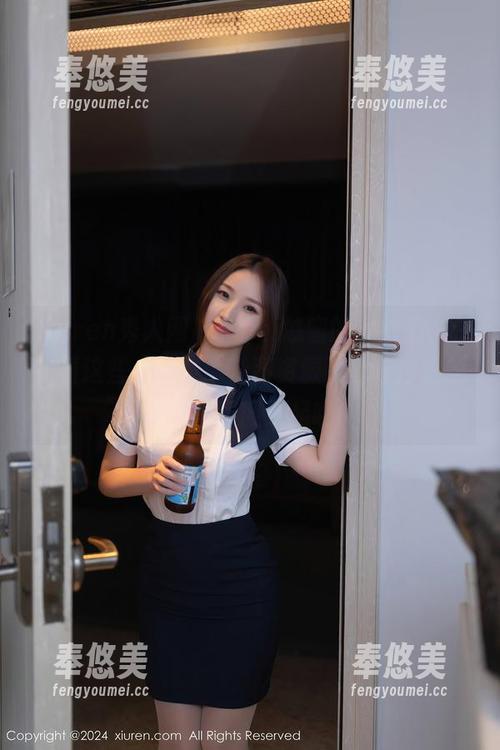 Xiuren秀人网-Yomi悠蜜 Xiuren秀人网 - Yomi悠蜜的少女们,快来看这些“甜蜜”套图资源,能把你们的少女心弄得飞起哦!
