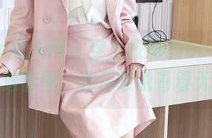 Xiuren秀人网 – 穿上校服的baby嘉茵，分享这套图，你还敢说青春无悔吗？