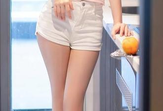 Xiuren秀人网 – 牛仔裤下，周jojobaby淡淡的气息，无圣光，但作品却依旧撩人。