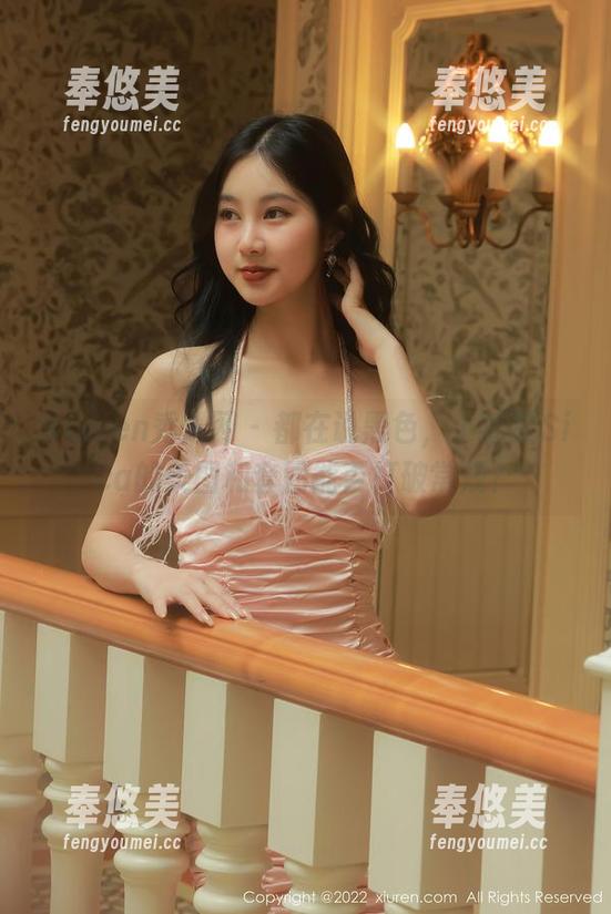 Xiuren秀人网-小狐狸Sica Xiuren秀人网 - 都在说黑色,小狐狸Sica的美图和套图能否打破常规?