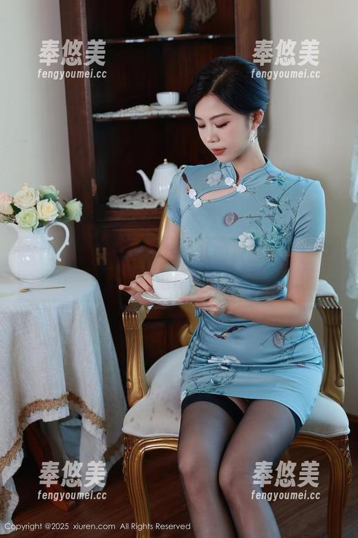 Xiuren秀人网-月酱儿 Xiuren秀人网 - 月酱儿的校园图鉴:在校服里寻找春天