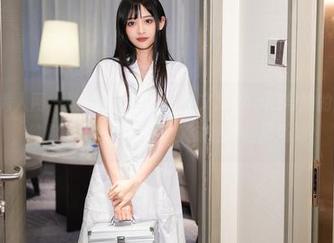 Xiuren秀人网 – 教室有话要说：林文文yooki与她的写真资源，教你如何把普通环境变成绝妙拍摄场地！