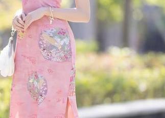 Xiuren秀人网 – 免费图集，真心推荐：谢小葱“袅袅女神”的神秘气息