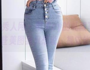 Xiuren秀人网 – 雨夕cy的礼服写真，分享这些美图我只想说，视觉炸弹！