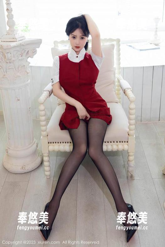 Xiuren秀人网-黄歆苑 Xiuren秀人网 - 看黄歆苑更新的学妹写真,嘴角不自觉上扬