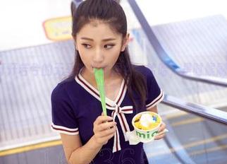 aiss – 打开若兮的无圣光少女图包，哈哈，是时候刷新我的脑洞了！
