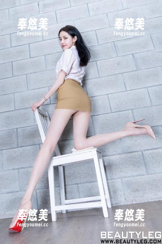 beautyleg-Avril beautyleg - Avril旅行照图集:每一张都是我的不堪回首的欲望