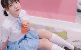 集合！死库水里的lovely呆玄私拍：在波光粼粼的世界邂逅瞬间。