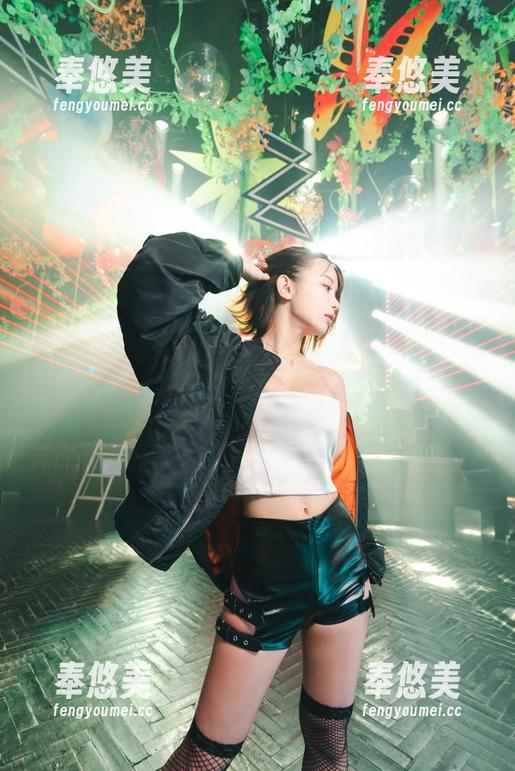 据说看いくみ(育美)的图包会让你迷失在时间里，Fantia-2024合集，快来试试！