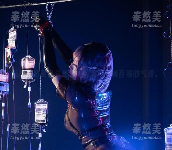 你烨烨 私拍里的美足总是你烨烨那种千娇百媚的气质。