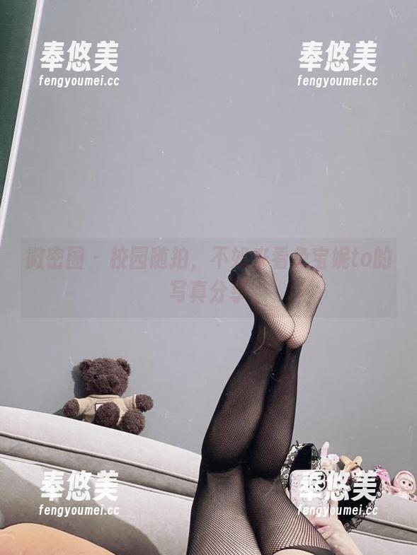 兔宝妮to 微密圈 - 校园随拍,不如来看兔宝妮to的写真分享