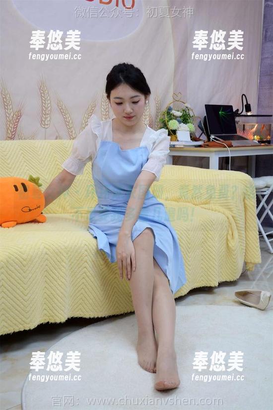 初夏女神-环环 初夏女神 - 环环泳衣图册,竟然免费?这不是要我多看几遍吗!