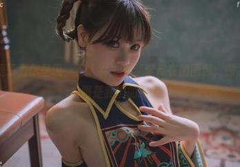 千反田鹿子为你呈现，路人女主英梨梨皮衣的图包，惊呆的不是衣服是我们的眼珠！