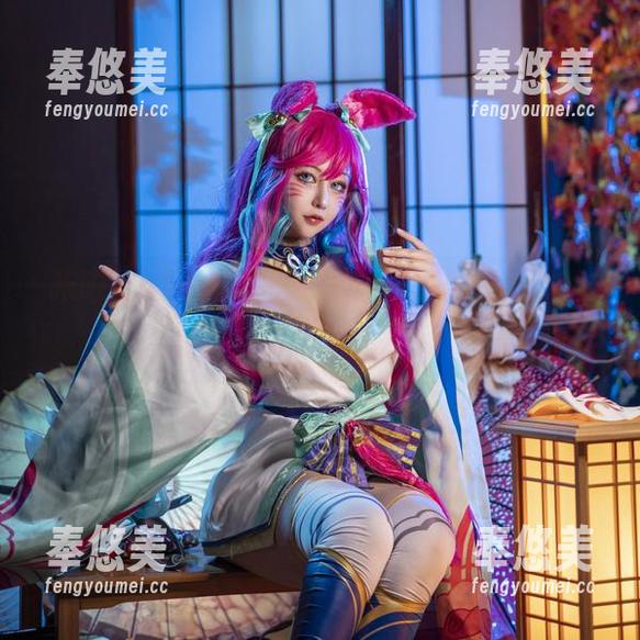 咔喵KANEKO的家居时光，最新丝袜合集，偶尔发呆也不错。