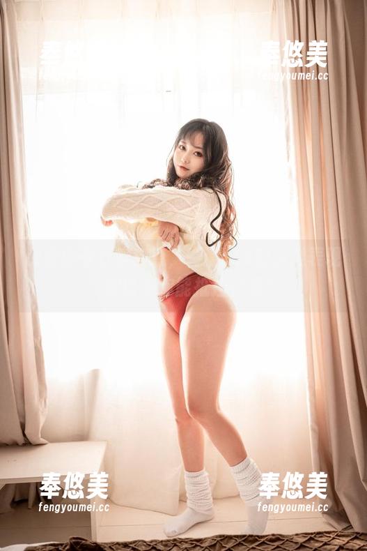 奇行家狗崽 制服版奇行家狗崽,高清cos的另类表现,你以为你能抵挡住吗?