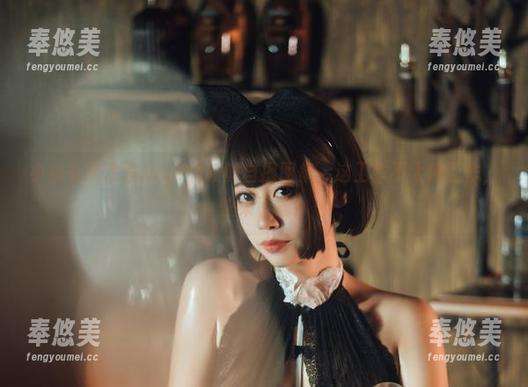 小秘书奈汐酱Nice的新鲜自撮图集，这工作不太像工作，快来下载！
