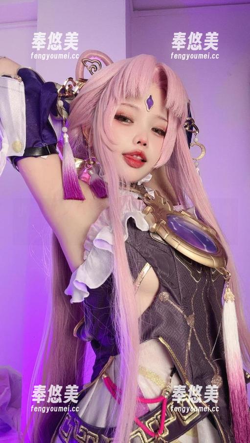 小瑶幺幺 小瑶幺幺的居家写真合集,随时把温馨拿出来晒一晒。