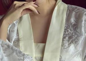 尤蜜荟 – 美腿狂想曲：H杯陈若初这组图片让你下载后回味无穷，腿控随意戳进来哦～