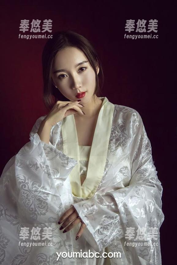 尤蜜荟-H杯陈若初 尤蜜荟 - 美腿狂想曲:H杯陈若初这组图片让你下载后回味无穷,腿控随意戳进来哦~