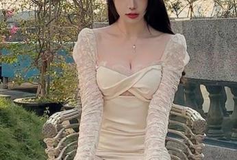 微密圈 – 看徐莉芝穿泳装：免费图册满分，屁股圆得让人忏悔…