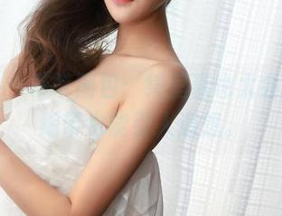 推女神 – 吊带图包：绮里嘉也太会挑了，细带也能引人遐想。