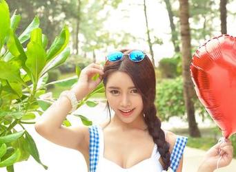 推女神 – 精选莫雅淇套装图集，穿上之后我是不是该开始收拾行李出国了？
