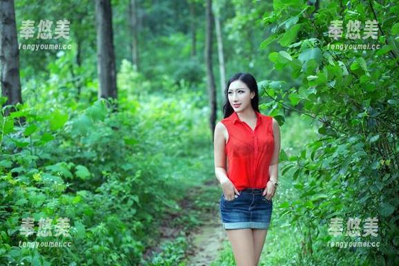 推女郎 - 王李丹尼的白色合集，穿得是虚无吗