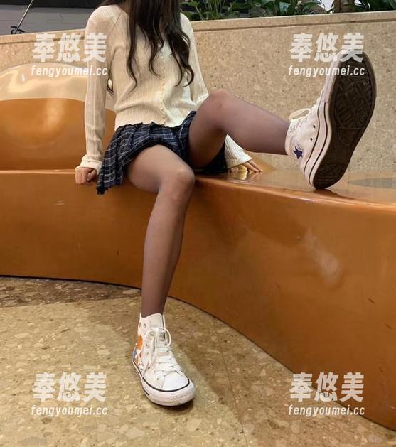 无敌哒小姨妈 微密圈 - 翻翻无敌哒小姨妈的微信朋友圈,语不惊人死不休的写真集,资源若是再丰富就完美了!