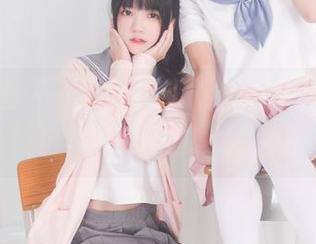 谁说黑丝不过是小打小闹？看桜桃喵的美图合集，让你重新定义！