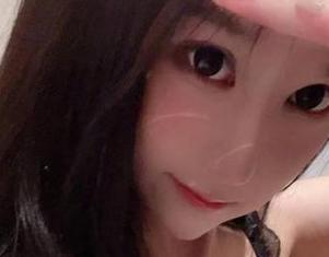 微密圈 – 不可思议的裤里丝，沈汝凡超哇塞的写真集等你“下载”一波