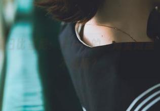 河豚抚子夏日比基尼：这一季的‘海里泡澡’资源，好不好呀？