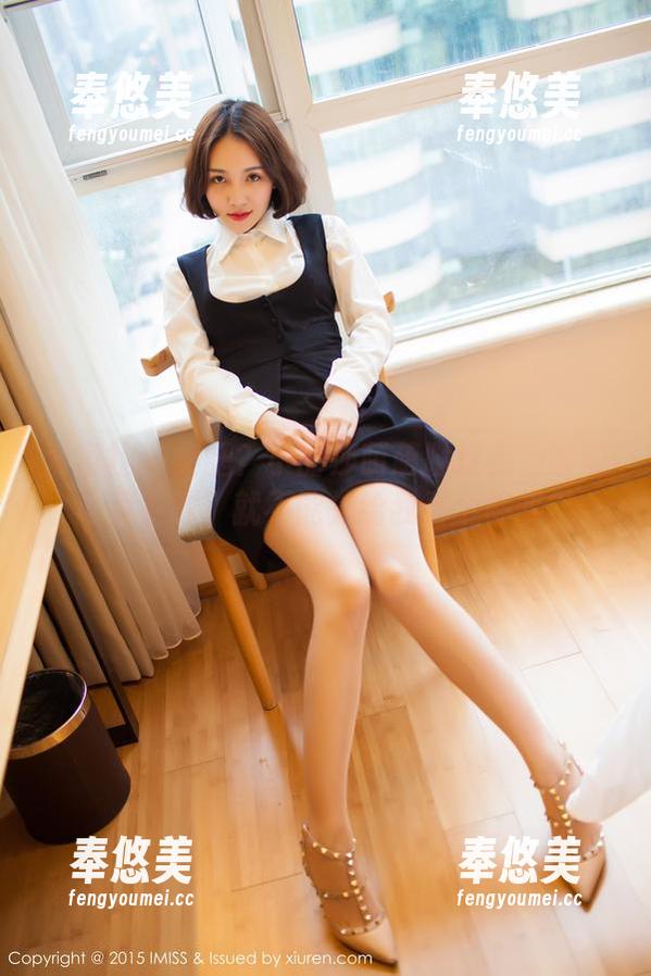 爱蜜社-小丽莎萌萌哒 爱蜜社 - 美腿?小丽莎萌萌哒这是为啥要让我下载?就不能先给我看个够吗?