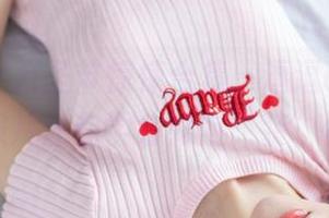 爱蜜社 – 万圣节惊悚合集，逗逗doudou用照片让你学会如何“装”傻！