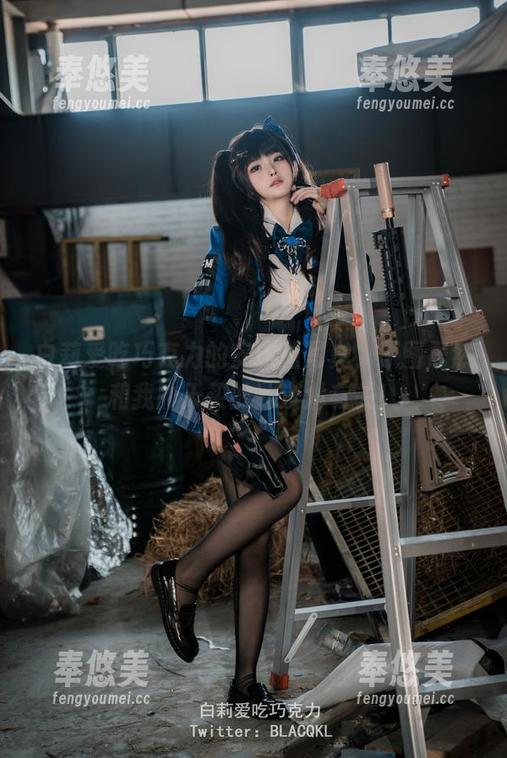 白莉爱吃巧克力的安琪拉写真，原图居然和我昨天买的冰淇淋有关！
