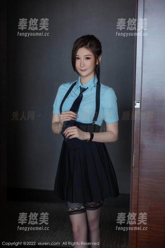 秀人网-媃柔 秀人网 - 媃柔的少女图包分享,顺便聊聊午后的咖啡味道