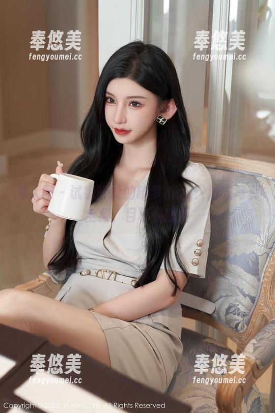 秀人网-晓梦may 秀人网 - 试镜阶段的晓梦may:泳衣写真全集,目标是撒娇