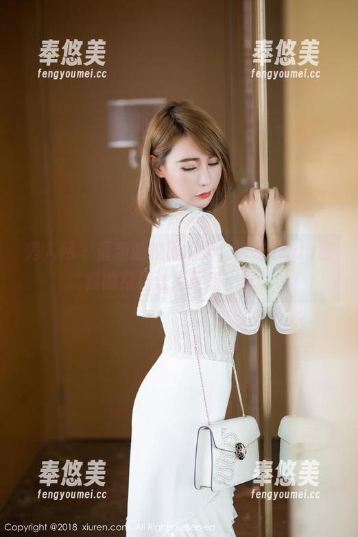 秀人网-杏子Yada 秀人网 - 最新的校服图集,杏子Yada瘦瘦的身影让人百看不厌。