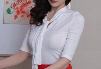 秀人网 – 学姐郑颖姗Bev的图册，翻到哪一页都让人停不下来